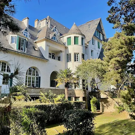 Le Balcon Des Pins A * La Baule